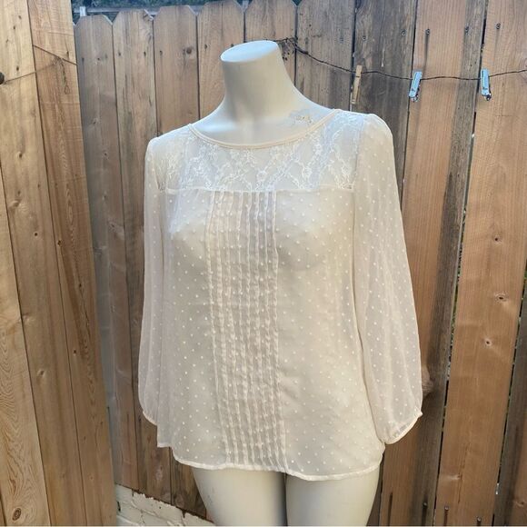 Kimchi blue bohemian lace and polka dot sheer blouse size Large - Picture 6 of 9